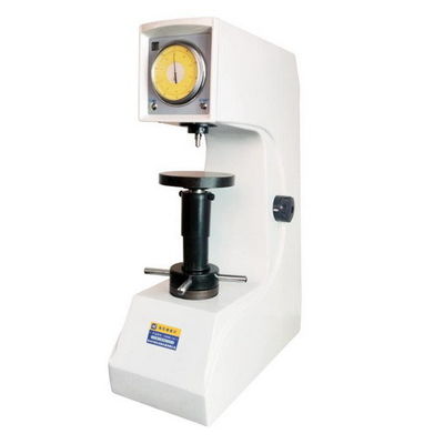 Czujnik zegarowy Regularna maszyna do badania twardości Rockwella Rozdzielczość 0,5 HR