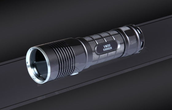Przenośna lampa ultrafioletowa UV do fluorescencyjnych testów penetracyjnych i wykrywania nieszczelności