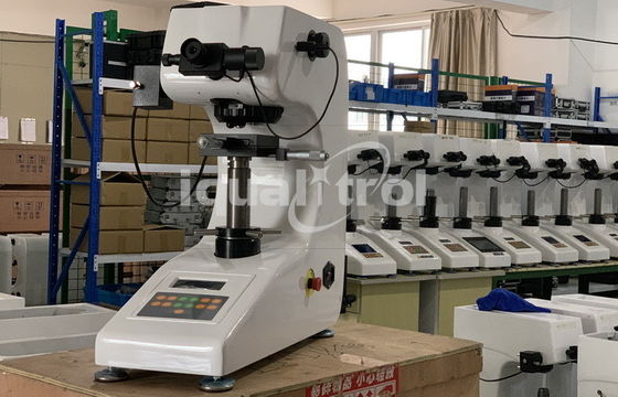 Przetestowanie twardości ręcznej wieżycy Micro Vickers z siłą maksymalną 1 kgf