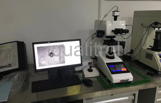 Całkowicie automatyczna maszyna do testowania twardości Vickers iVick-479MC3 z silnikowanym kowadłem X-Y